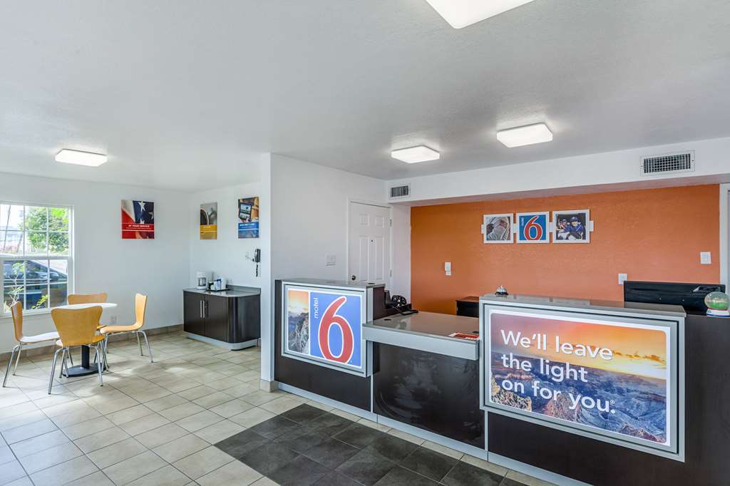 Motel 6 Fort Worth - Northside Wnętrze zdjęcie